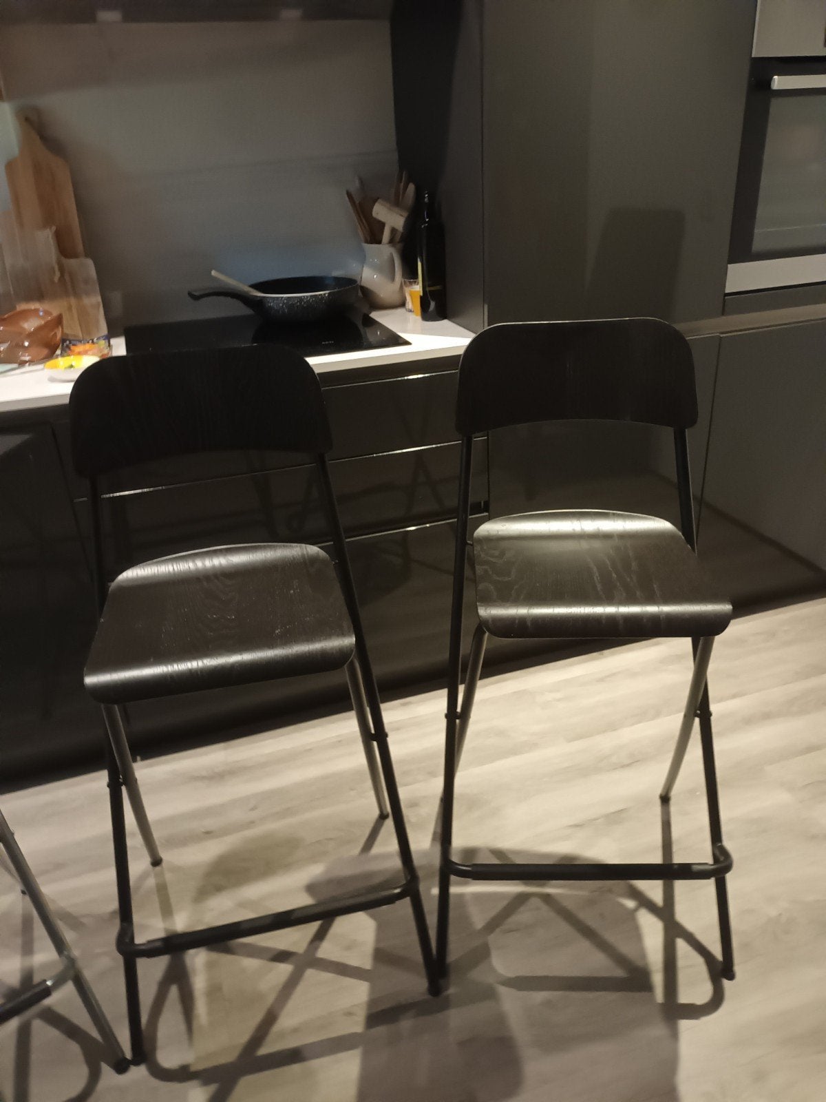 4 inklapbare  bar krukken., 2 krukken, Ophalen, 60 tot 90 cm