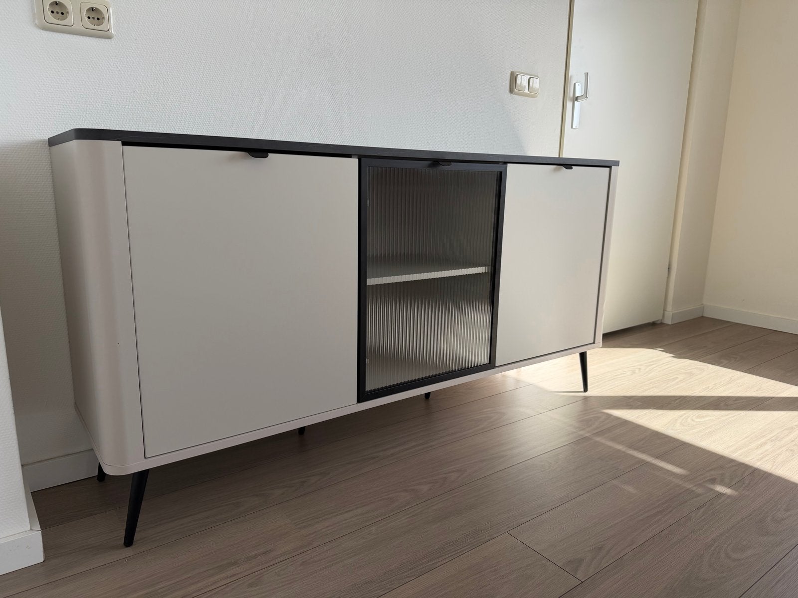 Zo goed als nieuw dressoir - 160x82x40cm, Ophalen, Overige materialen, 150 tot 200 cm, Zo goed als nieuw