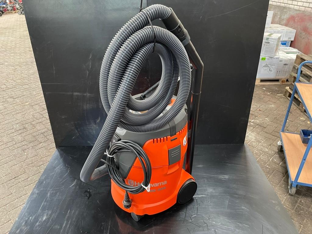 Stofzuiger Husqvarna WDC325L, Inclusief accessoires, Overige typen, Nieuw, Ophalen of Verzenden