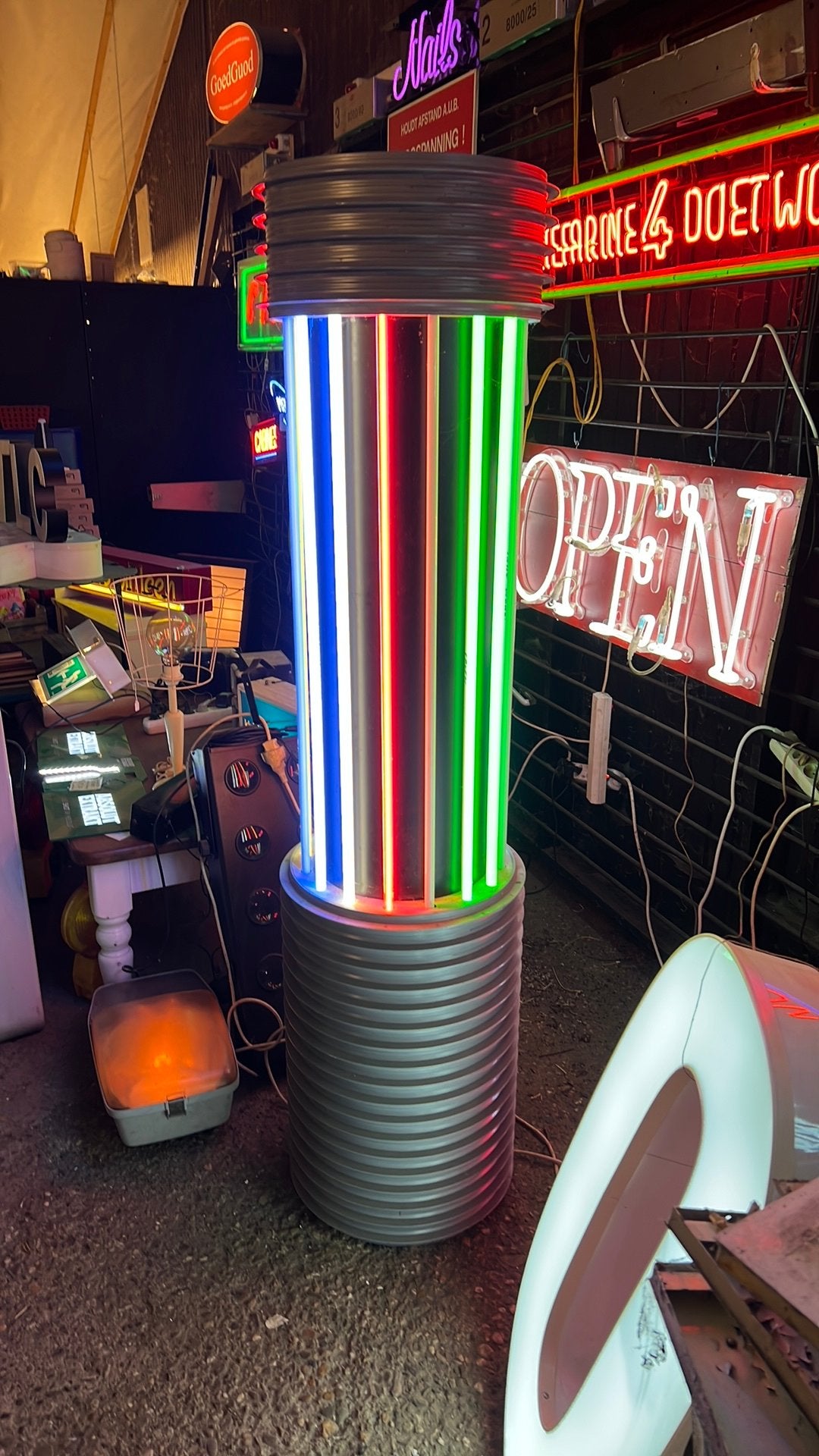 Neon demo zuil, Ophalen, Gebruikt, Lichtbak of (neon) lamp