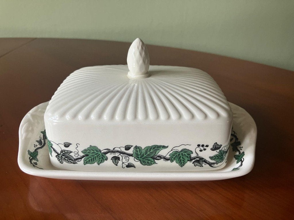 Wedgwood Edme Stratford botervloot, Huis en Inrichting, Keuken | Servies, Overige typen, Ophalen of Verzenden, Zo goed als nieuw