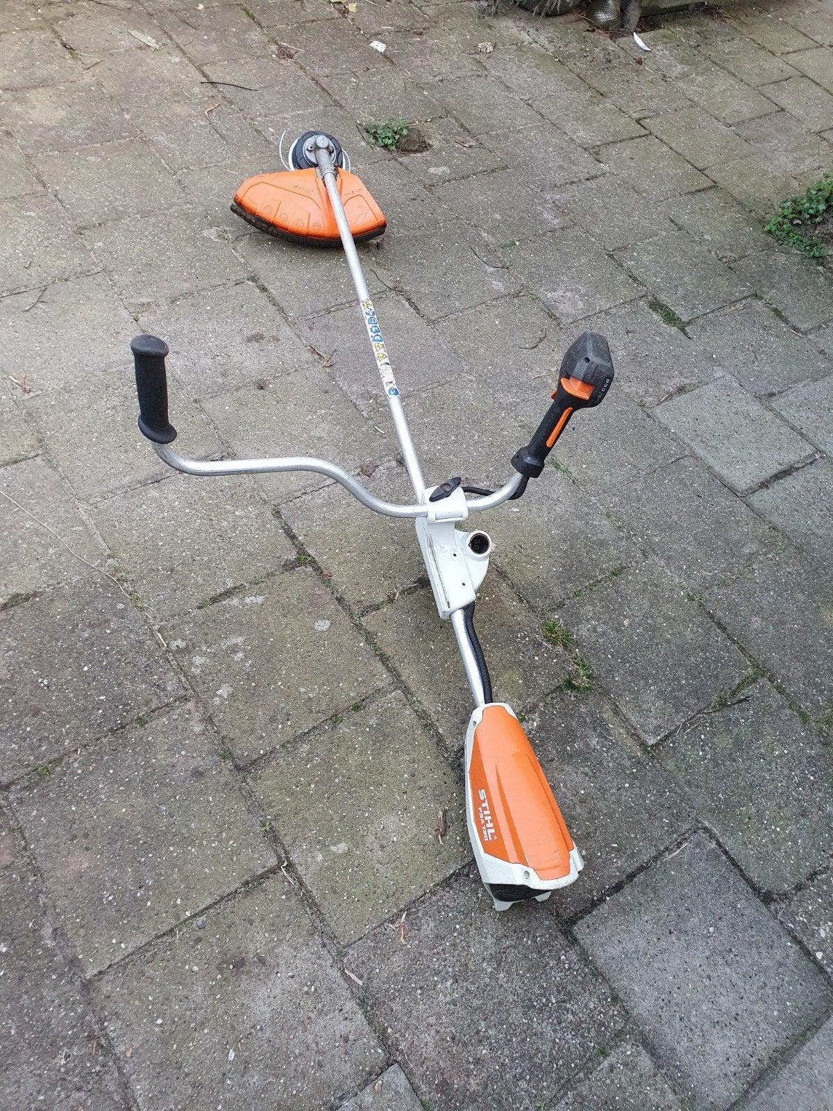 Stihl FSA 130 Accu Bosmaaier - Krachtig., Tuin en Terras, Bosmaaiers, Ophalen, Gebruikt, Accu, Stihl