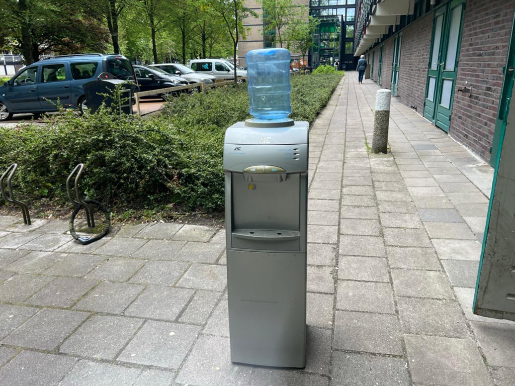 HE Home Electronics Warm & Koud Waterkoeler met Koelkast, Ophalen, Zo goed als nieuw