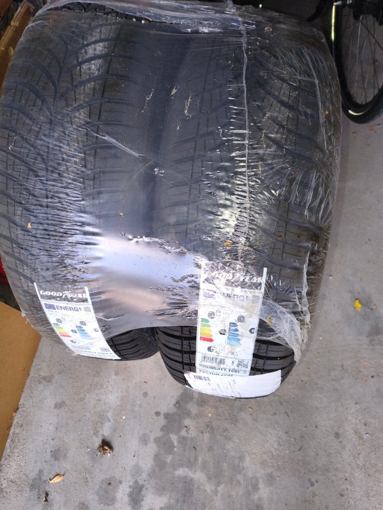 Autobanden Goodyear 225/65R17, Ophalen, Nieuw, 17 inch, All Season
