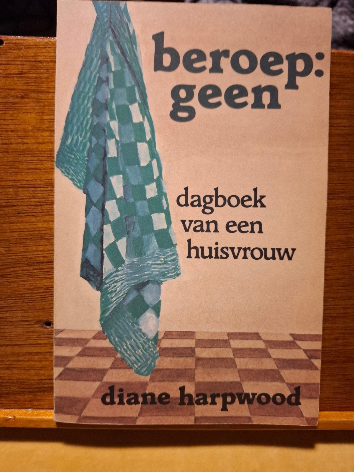 Beroep: Geen - Dagboek van een huisvrouw, Ophalen of Verzenden, Gelezen, Diane Harpwood