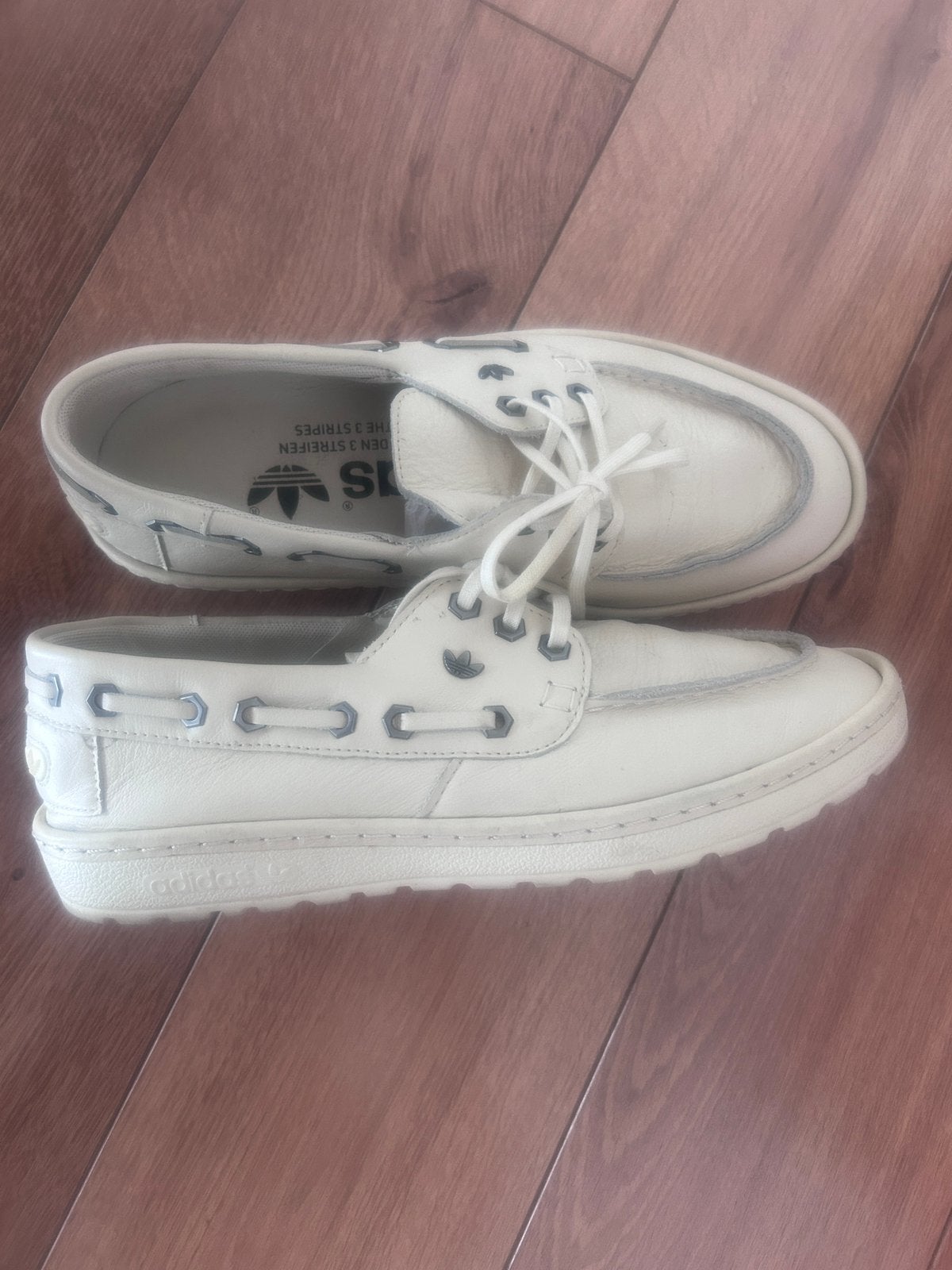 Wit creme moccasins adidas leer instappers maat 43 1/2 43,5, Ophalen of Verzenden, Zo goed als nieuw, Wit, Loafers