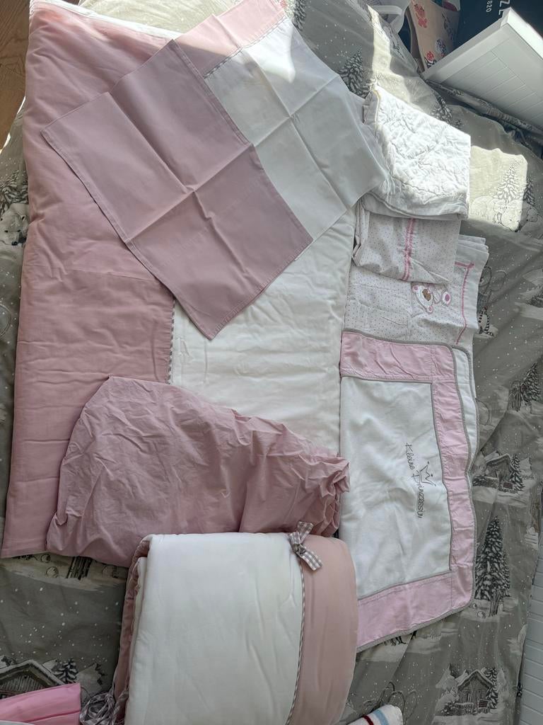 Baby beddengoed set - roze en wit, Ophalen, Gebruikt, Eenpersoons, Deken of Dekbed