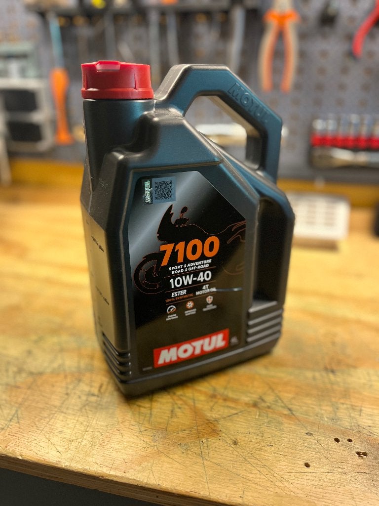 MOTOROLIE 7100 4T SAE 10W-40, 4 LITER, Motoren, Accessoires | Onderhoudsmiddelen, Ophalen of Verzenden