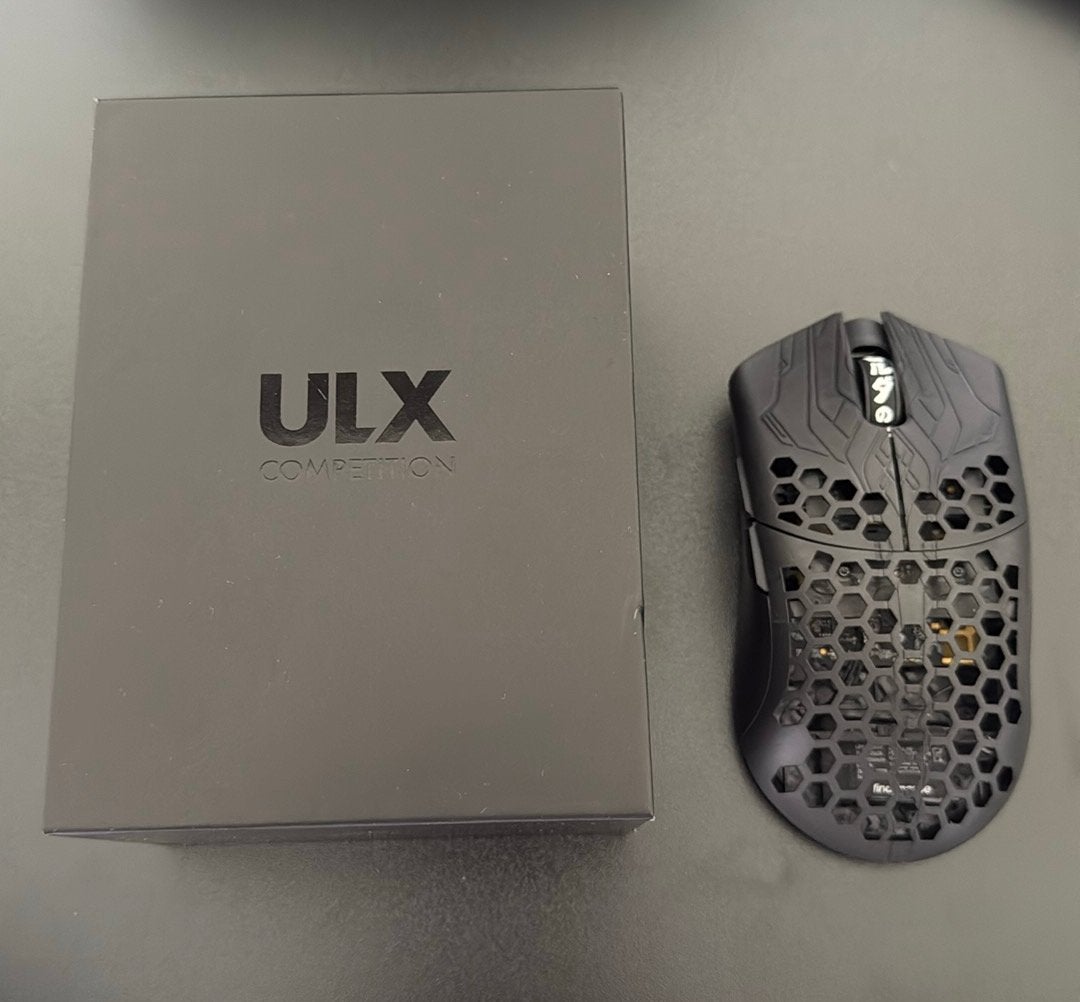 Finalmouse Competition Large met custom scrollwheel, Computers en Software, Muizen, Zo goed als nieuw, Muis, Rechtshandig, Bedraad
