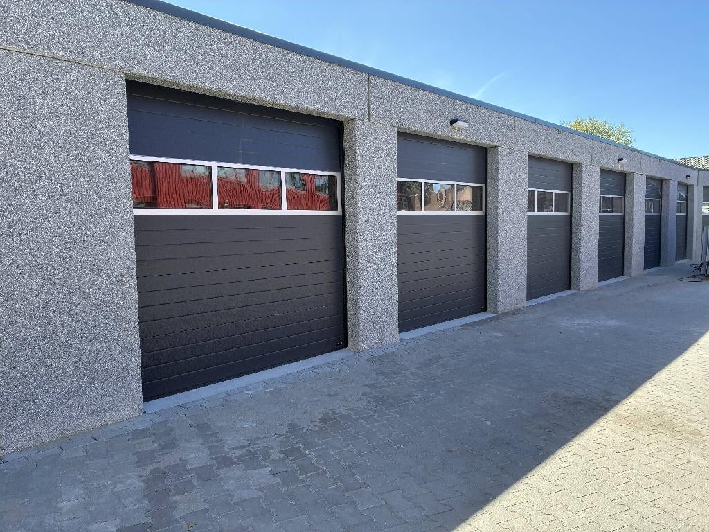 Garagebox(en) te huur Tilburg, Auto diversen, Autostallingen en Garages