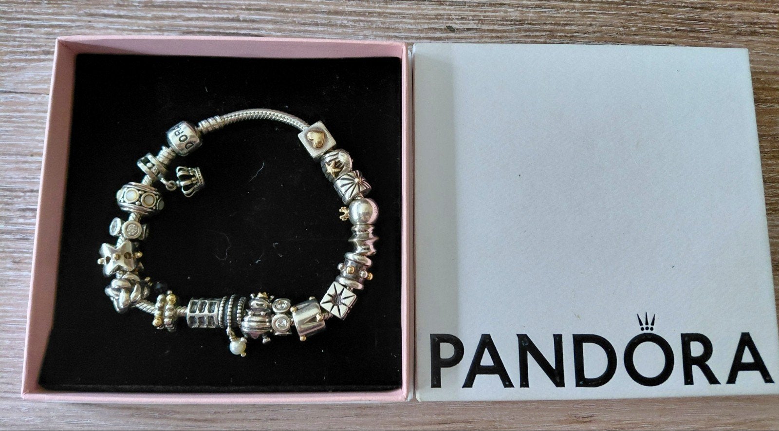 Pandora armband + 18bedels oa 14 en 18 karaat goud, Sieraden, Tassen en Uiterlijk, Armbanden, Ophalen of Verzenden, Zo goed als nieuw