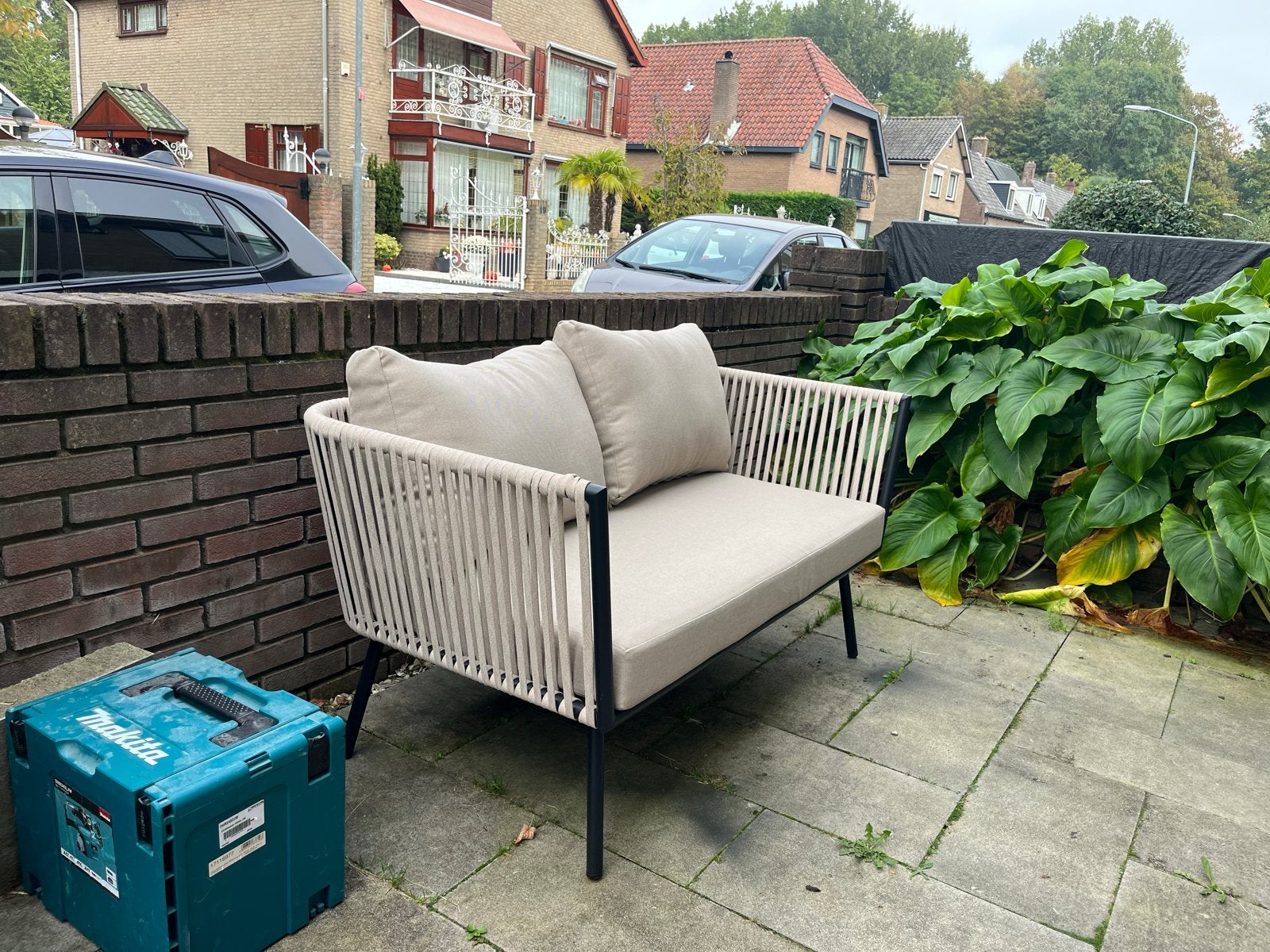 Comfortabele tuinbank met kussens, Ophalen, Zo goed als nieuw, Metaal