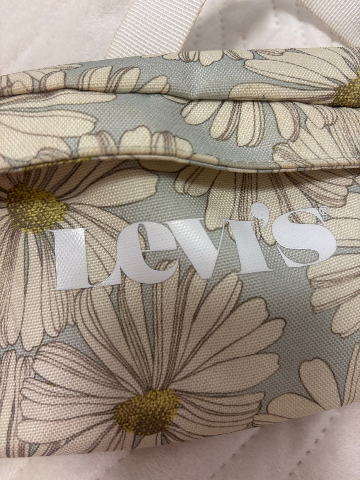 Levi's heuptasje met madeliefjesprint, Ophalen of Verzenden, Gebruikt, Overige kleuren, Overige typen