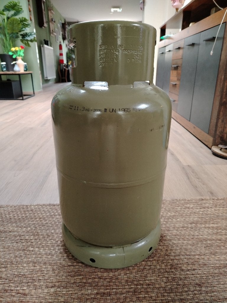 lege gasfles, Ophalen
