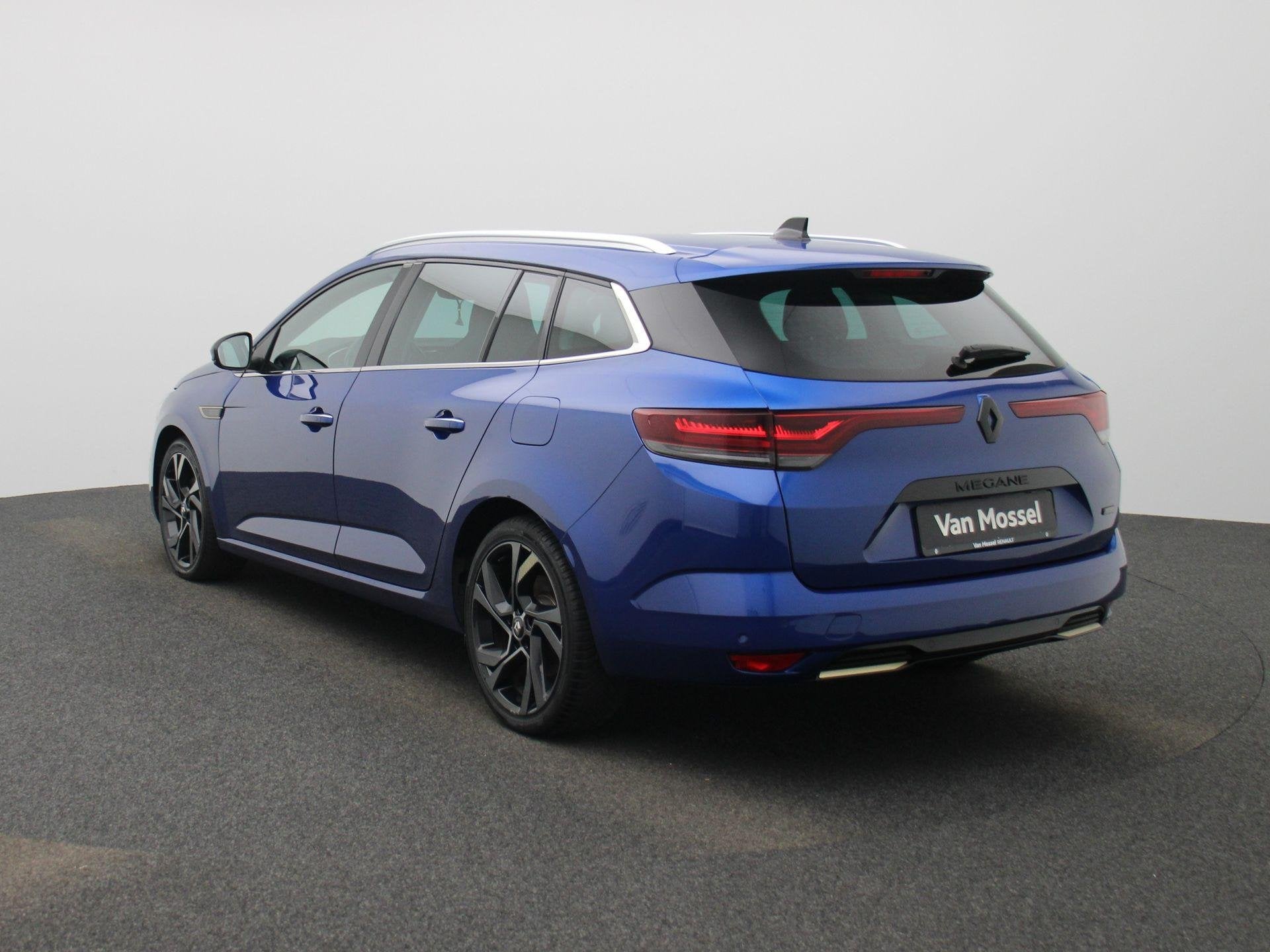 Renault Mégane Estate 1.6 E-Tech Plug-In Hybrid 160 E-Tech, 12 maanden, Automatische klimaatregeling, Gebruikt, 4 cilinders