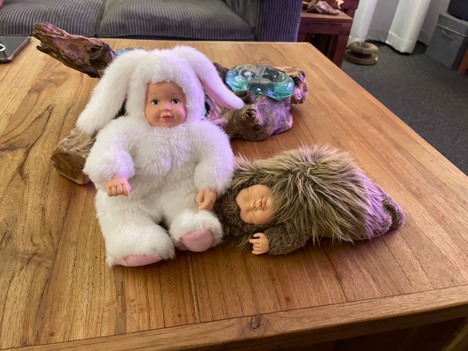 Twee mooie Anne Geddes knuffel poppen wit konijn bruine beer, Kinderen en Baby's, Ophalen of Verzenden, Zo goed als nieuw, Beer