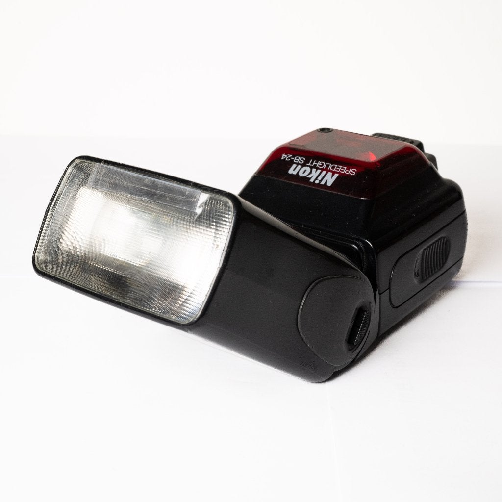 Nikon Speedlight SB-24 TTL Flash - with Case, Ophalen of Verzenden, Gebruikt, Nikon