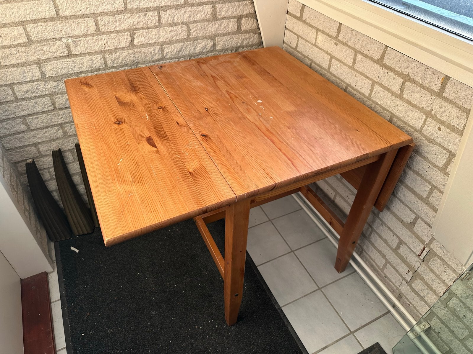 Houten klaptafel - Ideaal voor kleine ruimtes, Huis en Inrichting, Tafels | Eettafels, Gebruikt, 100 tot 150 cm, Vier personen