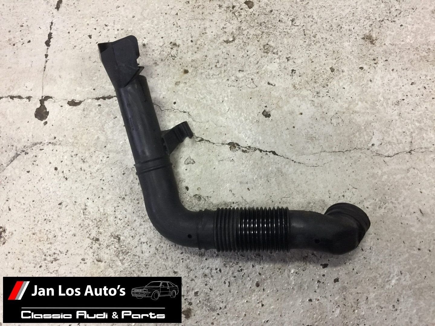 Luchtaanzuigslang dynamo Audi 80 B4 ('91-'95) 8A0903655, Gebruikt, -, -, -