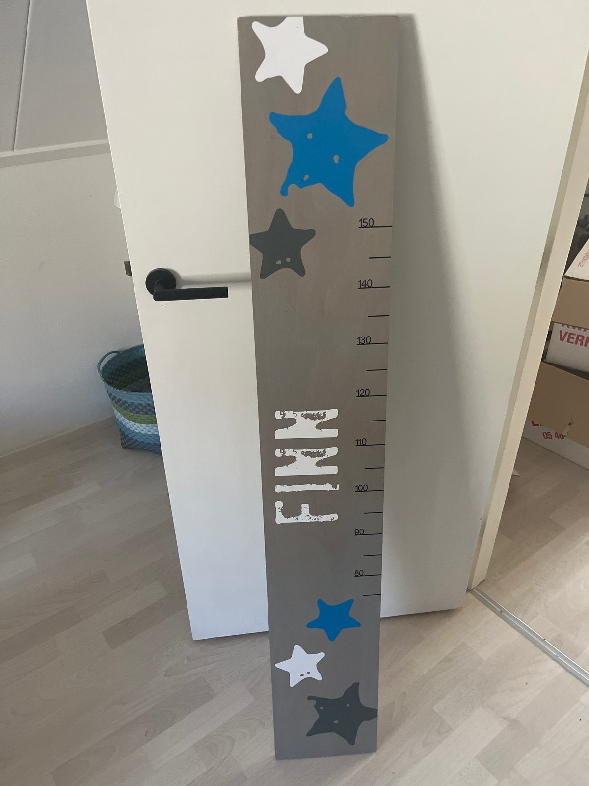 Groeimeter met sterren en naam 'Finn', Meerkleurig, Ophalen of Verzenden, Gebruikt, Wanddecoratie
