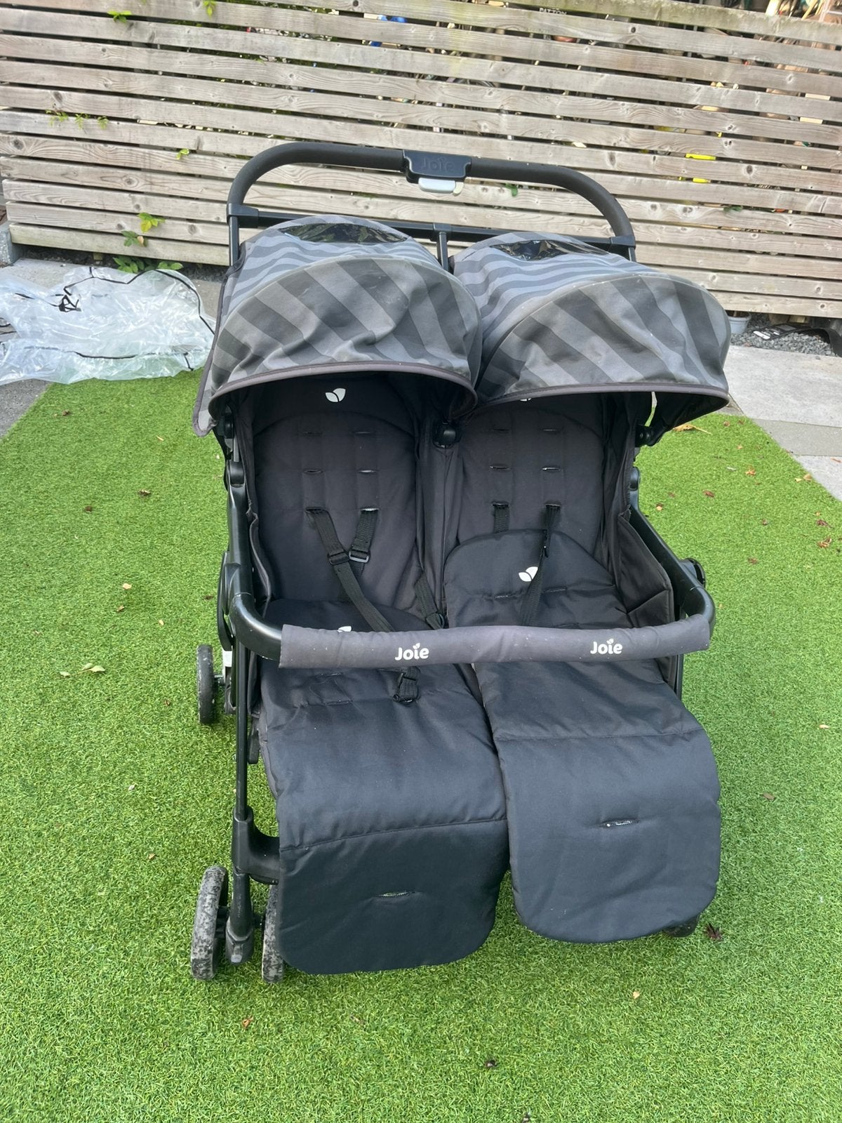 Jole tweeling wagen, Ophalen, Gebruikt, Regenhoes