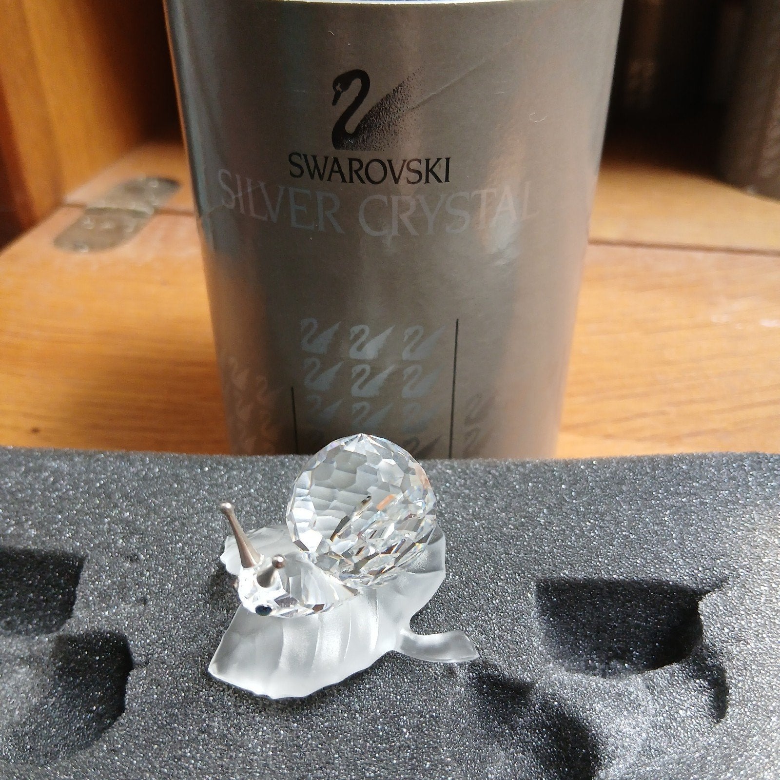 Swarovski slak op blad, Verzamelen, Swarovski, Ophalen of Verzenden, Figuurtje