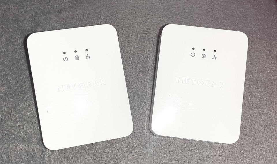 2x netgear powerline av 200 adapter, Computers en Software, Powerlines, Zo goed als nieuw, Ophalen of Verzenden