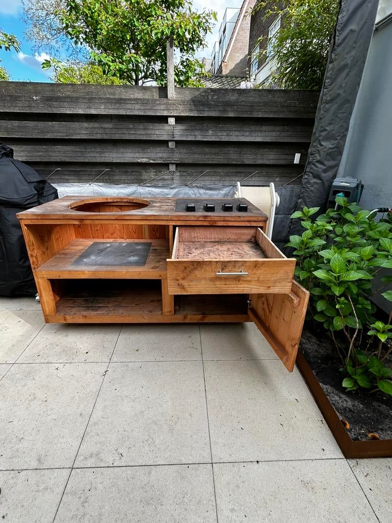 Meubel voor een Kamado large, Ophalen, Gebruikt, Houtskool, Vrijstaand