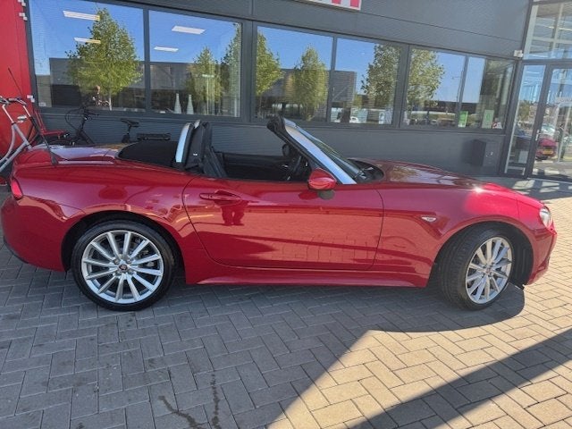 Fiat 124 Spider 1.4 MULTI AIR TURBO LUSSO CABRIOLET, 1025 kg, Achterwielaandrijving, 4 cilinders, Cabriolet