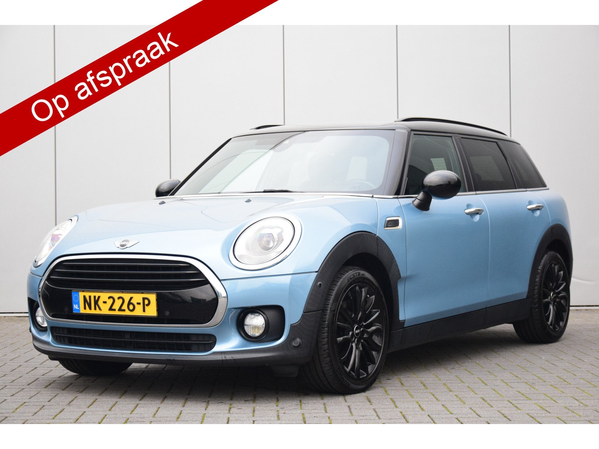 MINI Clubman 1.5 Cooper Salt Business Led Priv/Glass Navi/Bl, Voorwielaandrijving, 136 pk, Gebruikt, Blauw