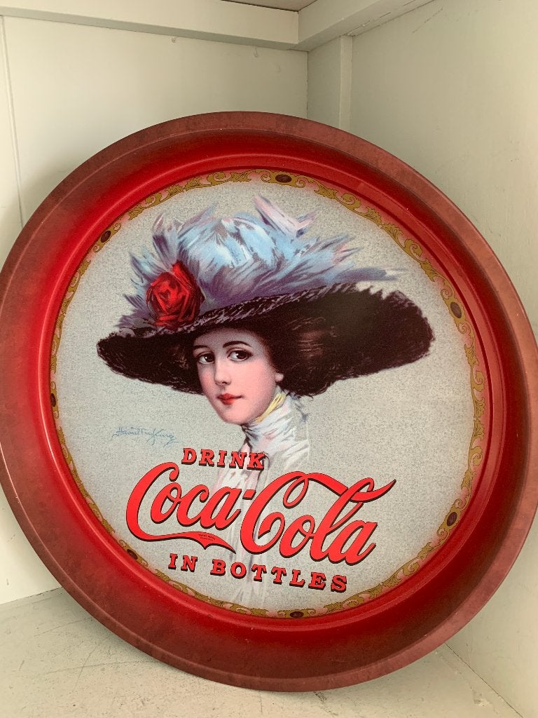 Vintage Coca-Cola Dienblad - Dame met Hoed, Ophalen of Verzenden, Gebruikt, Reclamebord