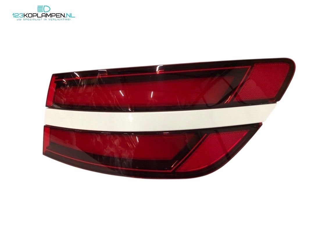 Genesis G80 achterlicht rechts LED, Gebruikt, -, -, Verzenden