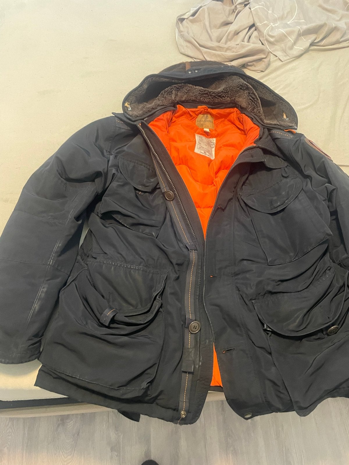Parajumpers Winterjas - Zwart met Oranje Voering, Ophalen of Verzenden, Gedragen, Overige maten, Zwart