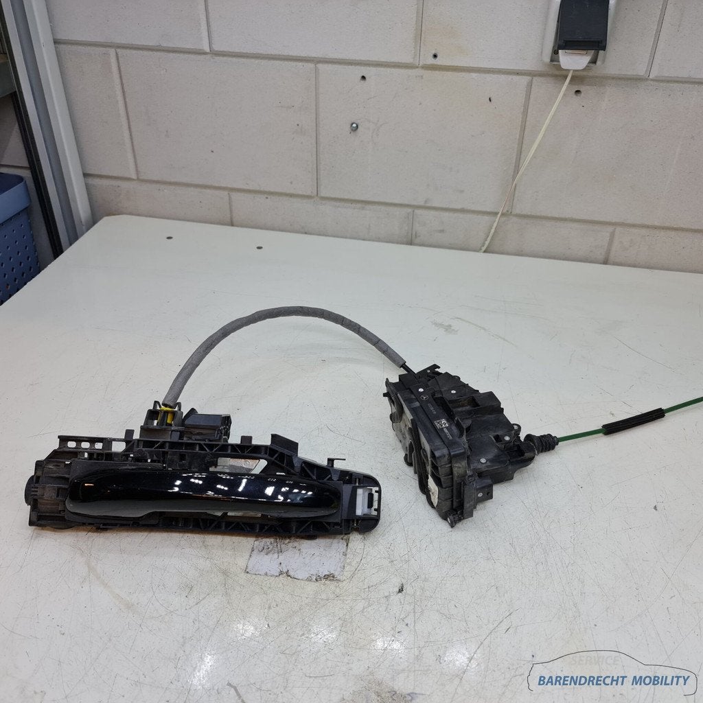Portierslot Mercedes W205 W213 C E Klasse links achter LA be
