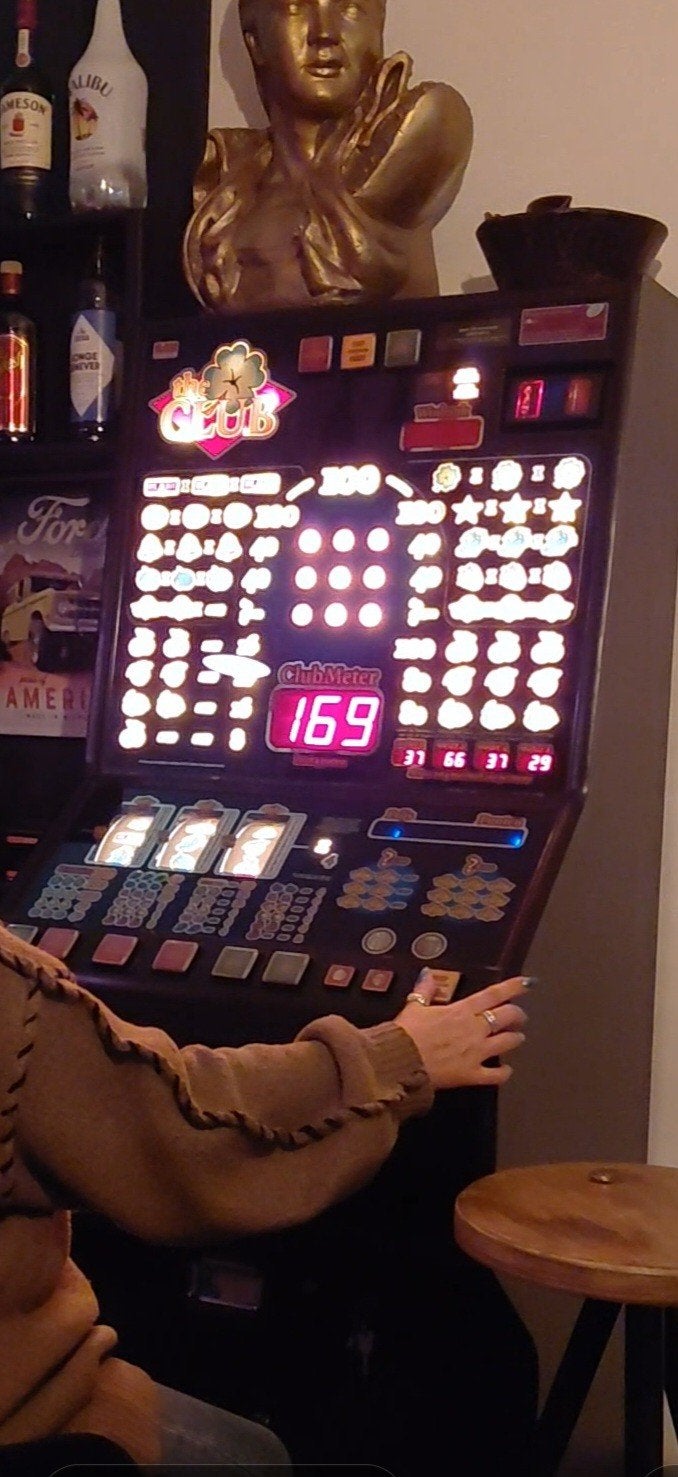 Gokkast The Club - Klassieke fruitautomaat, Verzamelen, Automaten | Gokkasten en Fruitautomaten, Euro, Ophalen, Gebruikt