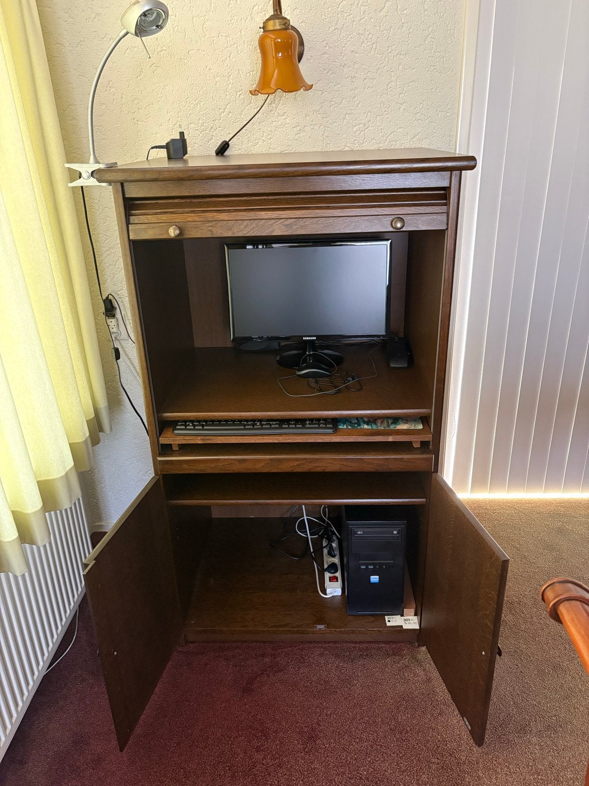 Compacte computerkast/bureau van eikenhout, Huis en Inrichting, Kasten | Computermeubels, Gebruikt, 120 tot 170 cm, 70 tot 120 cm
