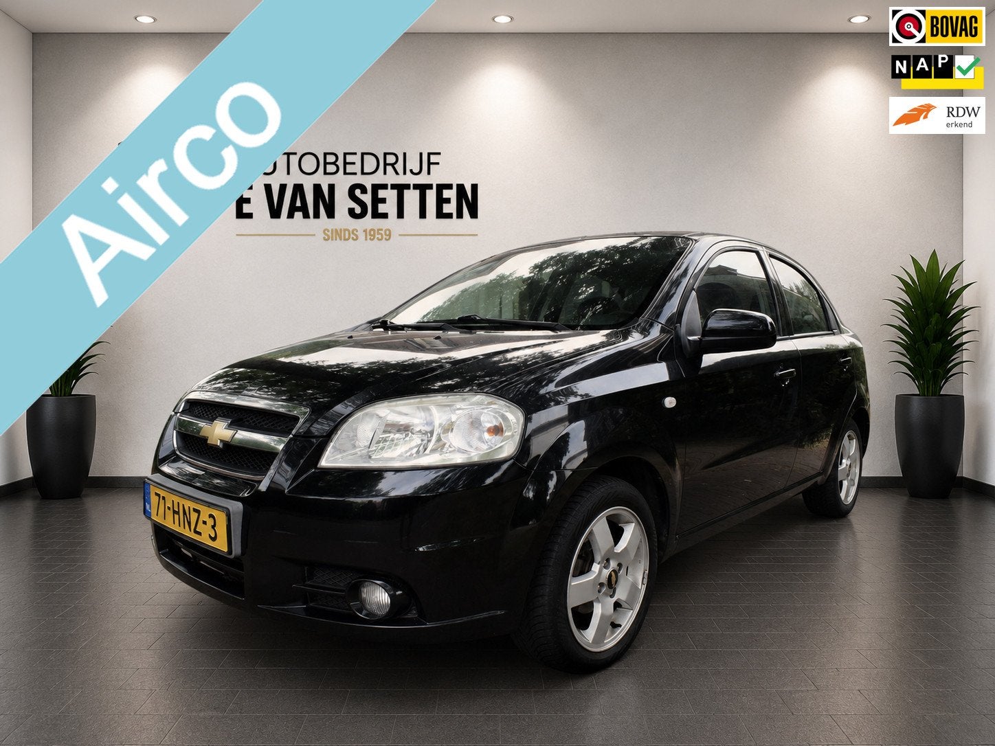 Chevrolet Aveo 1.4-16V Class Sedan Airco/Trekhaak, Auto's, Chevrolet, 94 pk, 15 km/l, 4 cilinders, Zwart