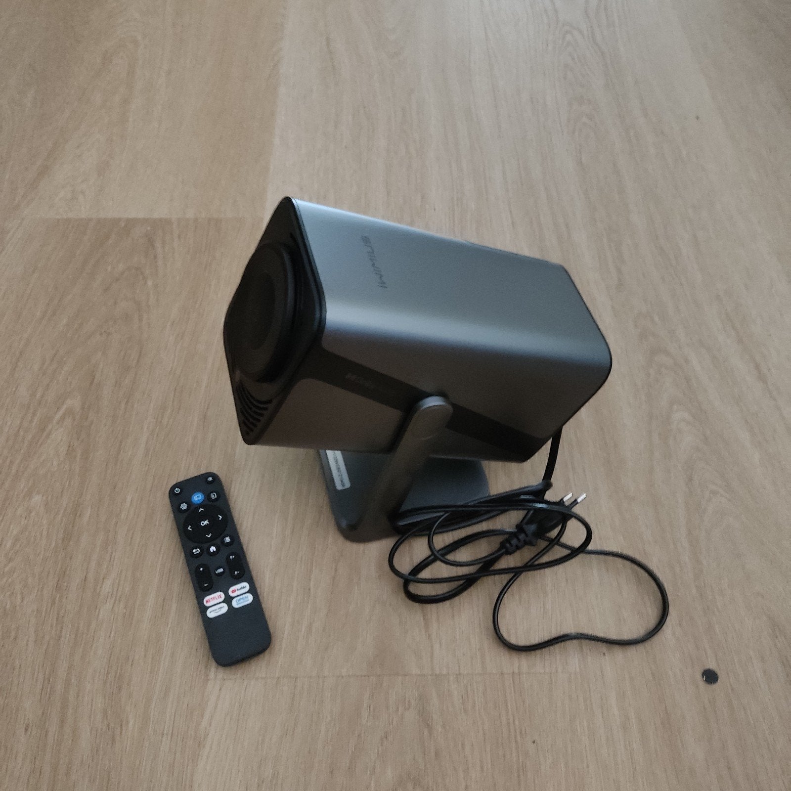 4k beamer/projector, Ophalen, Zo goed als nieuw, Ultra HD (4K), LED