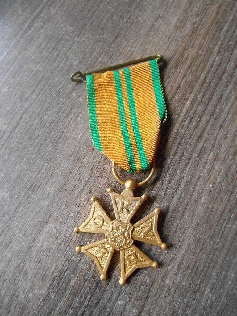 Medaille Vierdaagse Nijmegen voor de 1ste keer Kon Begeer, Ophalen of Verzenden, Landmacht, Nederland, Lintje, Medaille of Wings