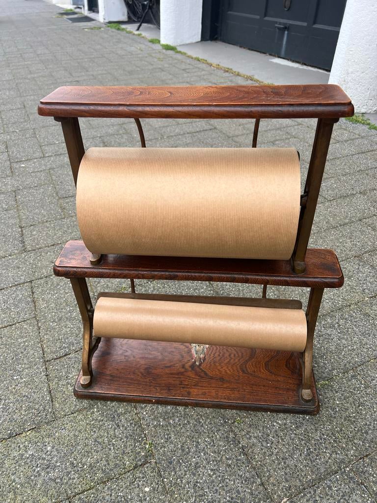 Antieke art deco papierrolhouder, Ophalen
