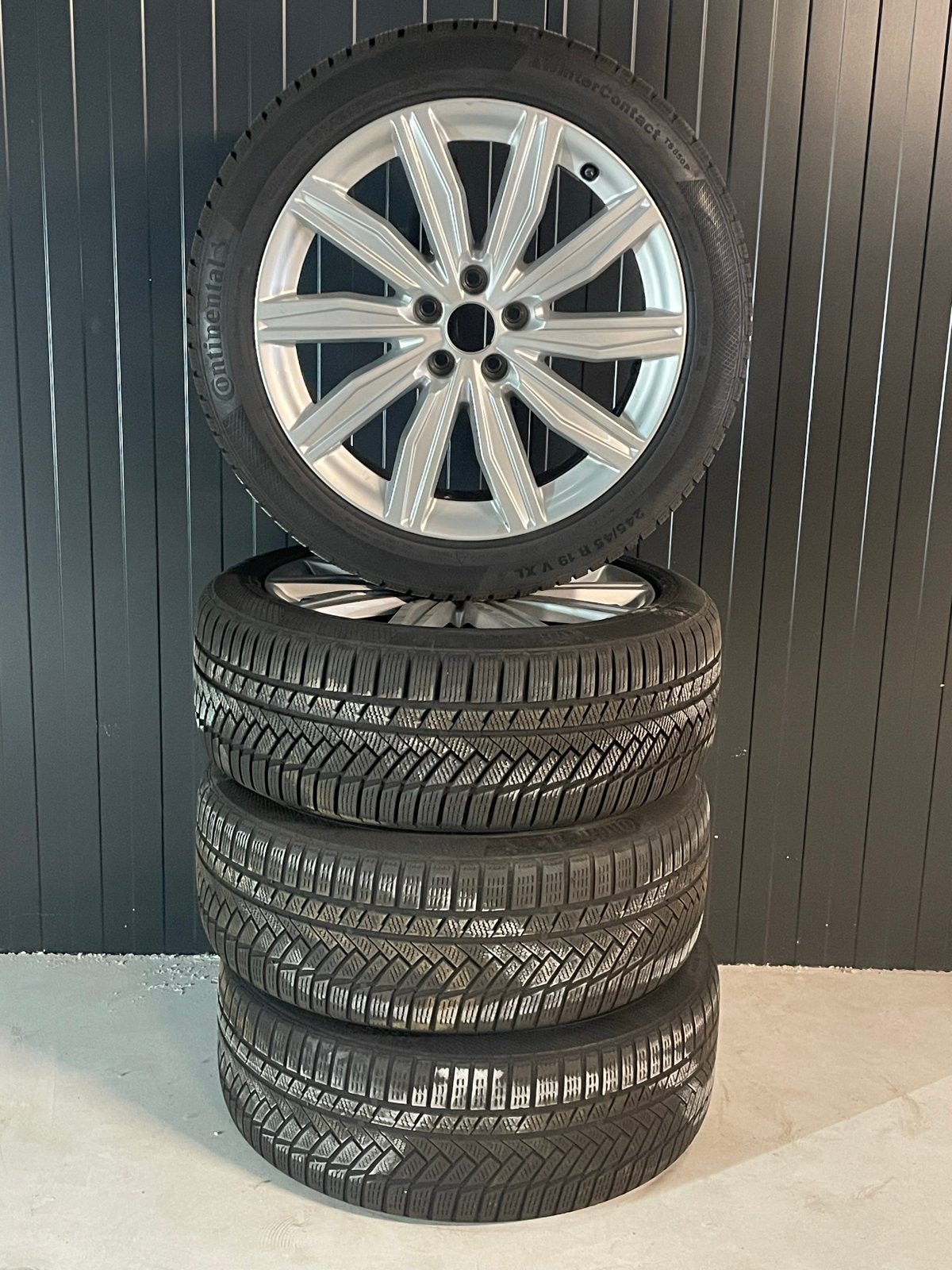 Audi A6 Winterset 245/45 R19, Ophalen, Gebruikt