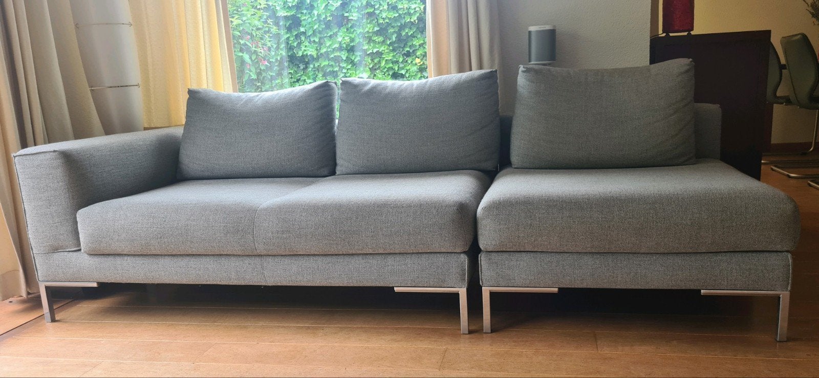 Design on Stock Aikon Lounge grijze bank en fauteuil, Ophalen, Gebruikt, Stof, Modern, design