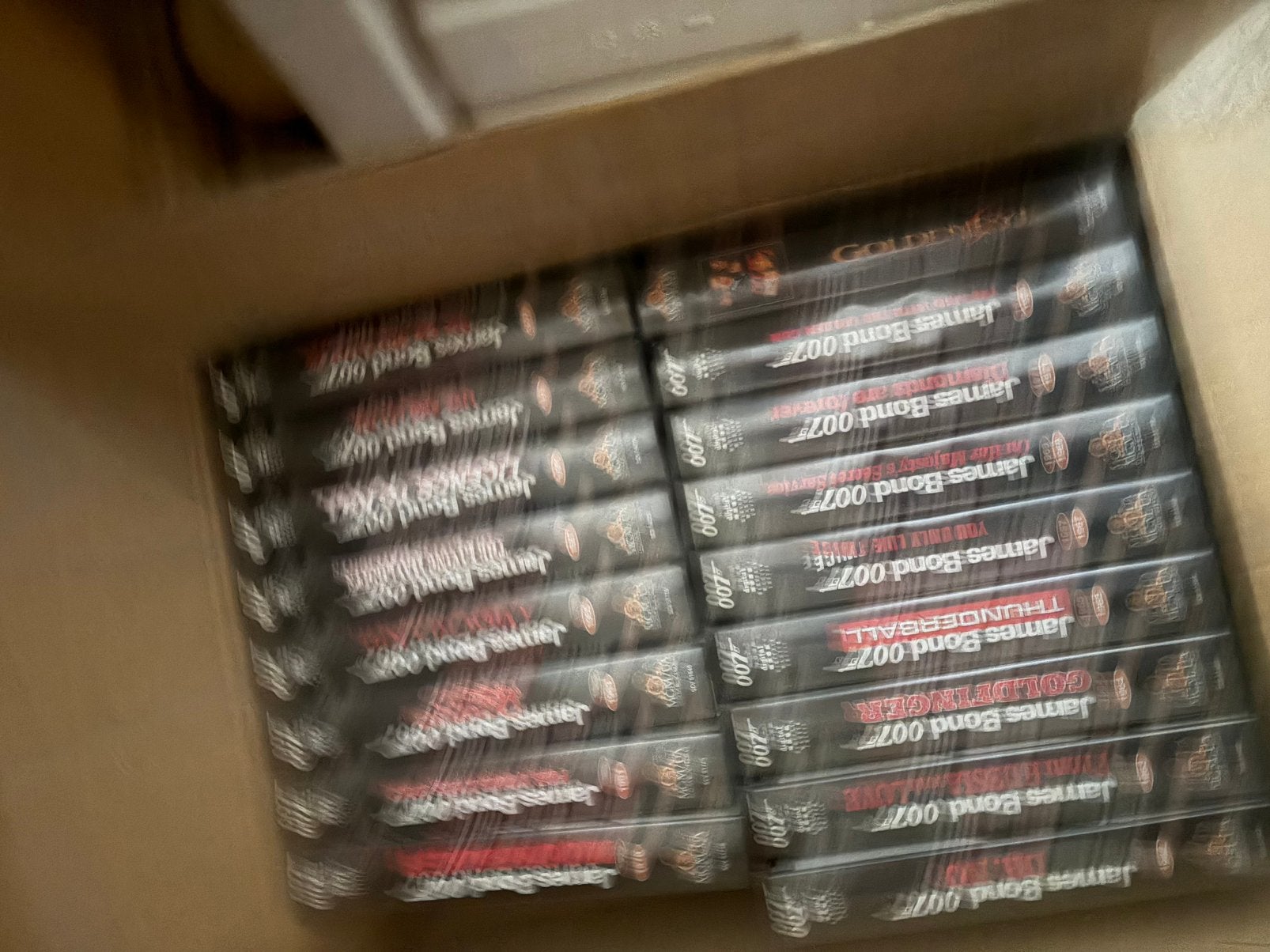 Serie 007 james bond, Cd's en Dvd's, VHS | Film, Vanaf 12 jaar, Ophalen, Zo goed als nieuw, Actie en Avontuur