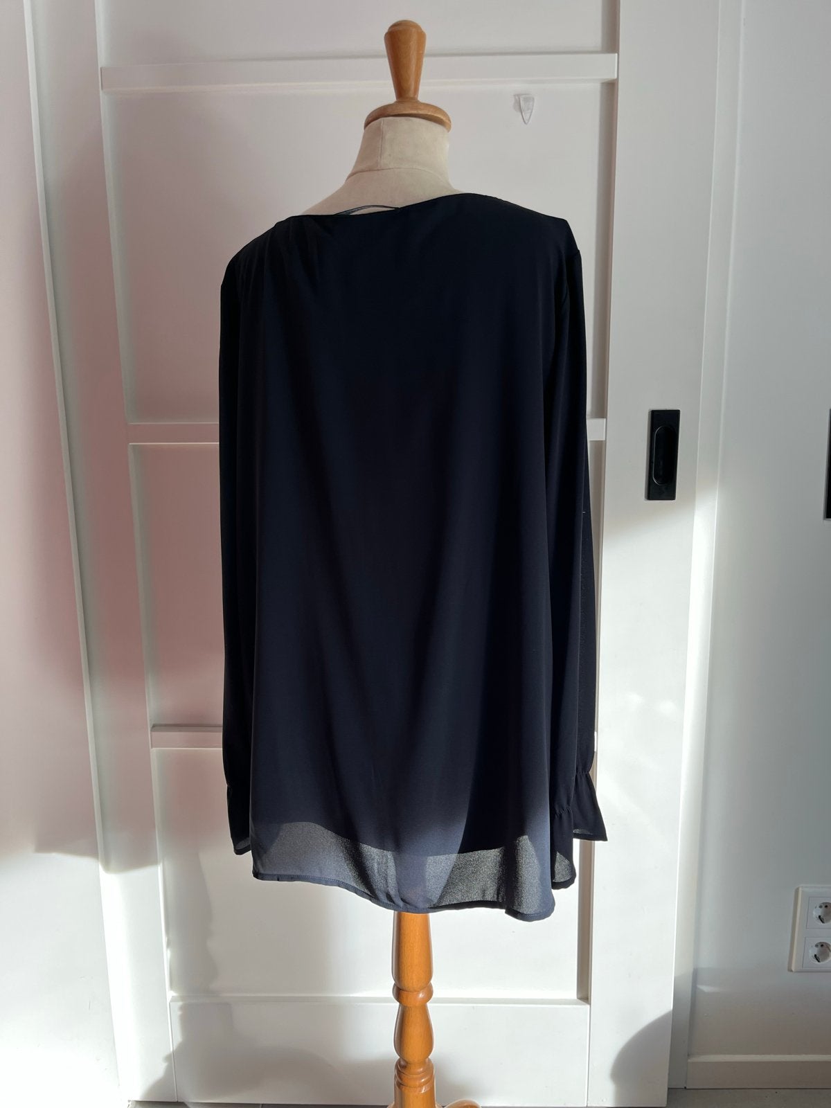 Luisa Cerano donkerblauwe blouse - Maat 42, Kleding | Dames, Ophalen of Verzenden, Gedragen, Maat 42/44 (L), Blauw