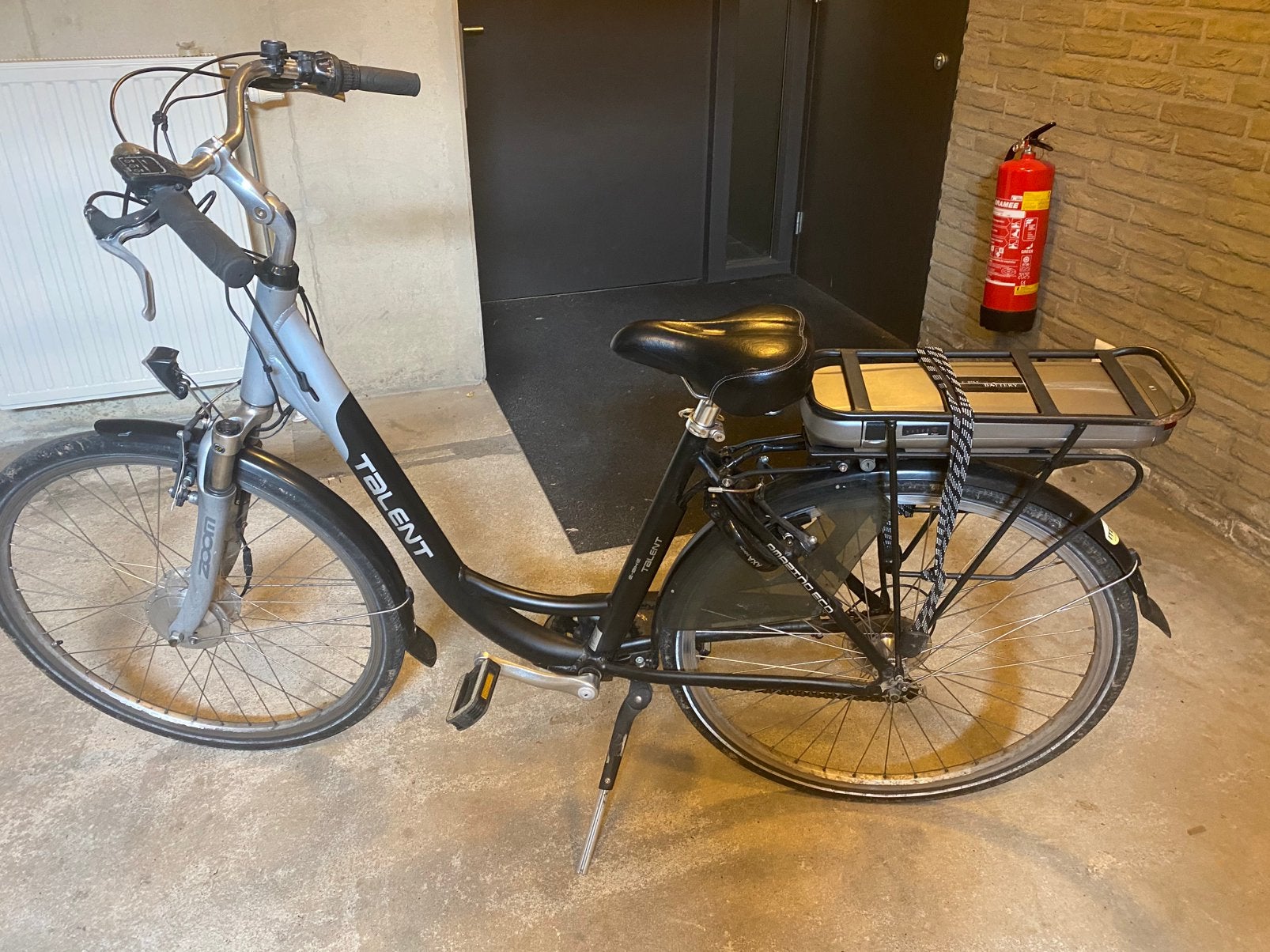 Div e Bikes voorwielaandrijving, Fietsen en Brommers, Batavus, Ophalen of Verzenden, Zo goed als nieuw, 51 tot 55 cm