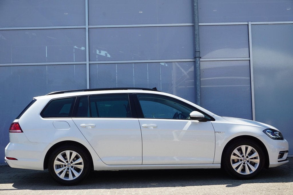 Volkswagen Golf Variant 1.5 TSI 130pk Comfortline | Panorama, Auto's, Volkswagen, Voorwielaandrijving, 12 maanden, Stof, 4 cilinders