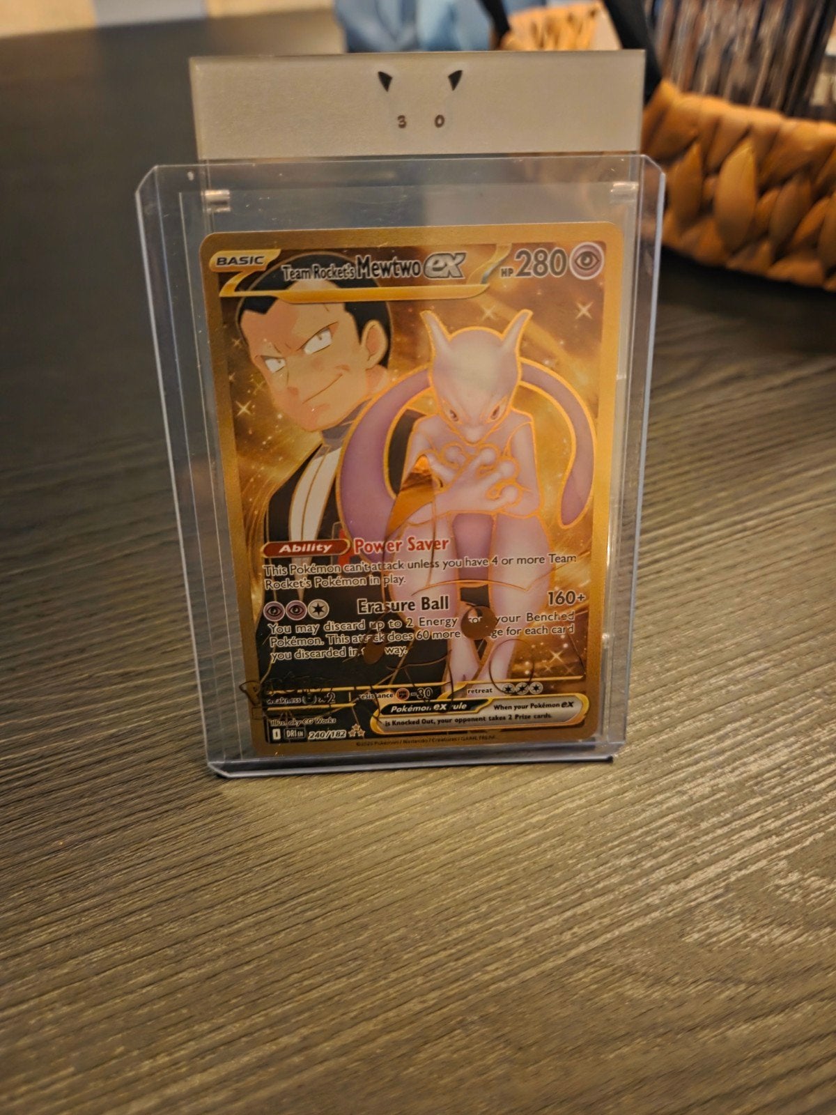 Team Rocket's Mewtwo EX (Gold) Pokémon Kaart, Ophalen of Verzenden, Zo goed als nieuw, Losse kaart