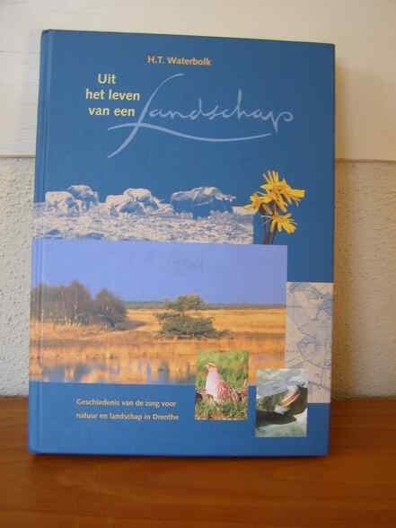 Boek, Uit het leven van een landschap, Boeken, Ophalen of Verzenden, Zo goed als nieuw