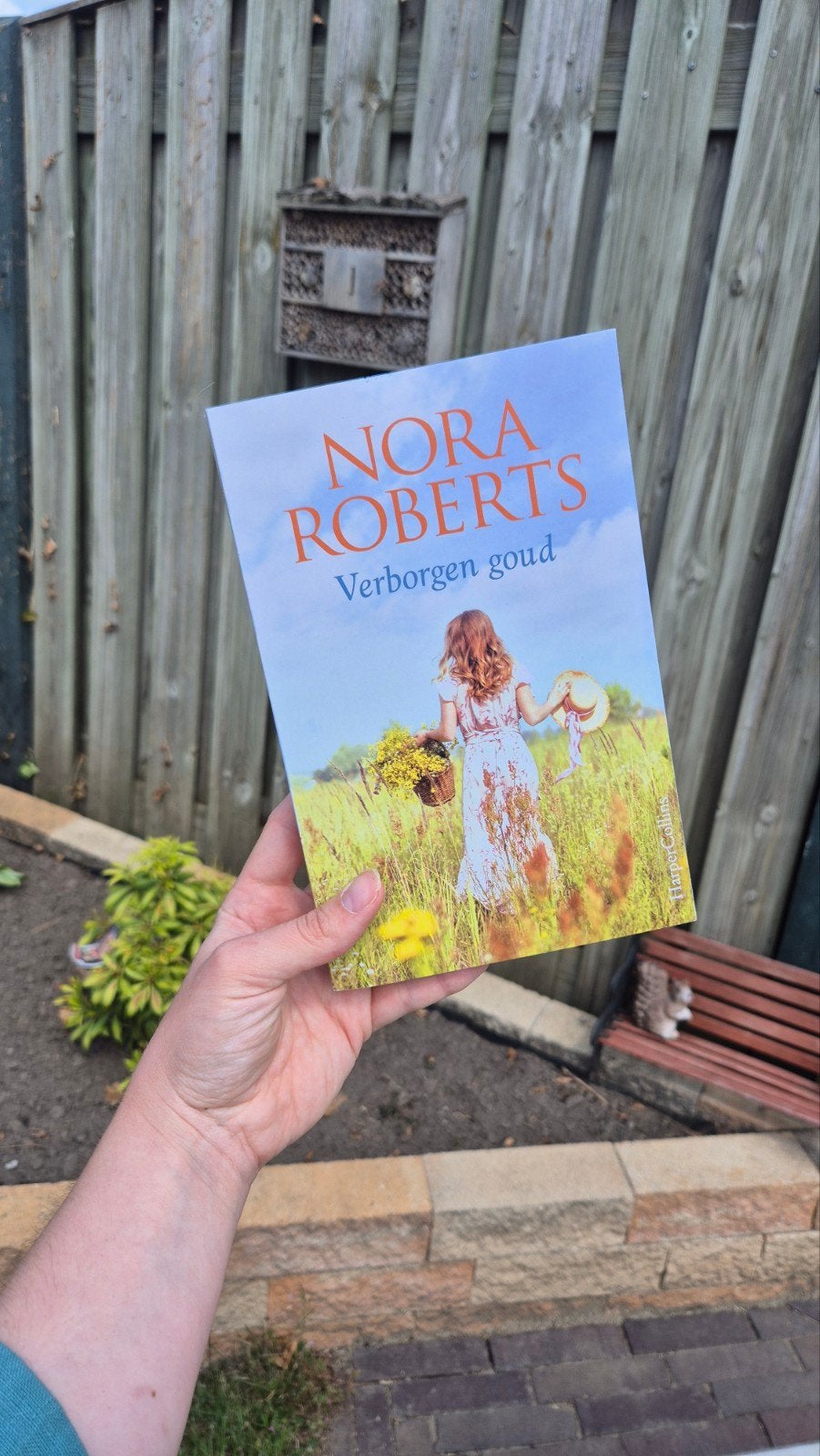 Nora Roberts - Verborgen goud (HarperCollins), Ophalen of Verzenden, Zo goed als nieuw, Nora Roberts, Nederland