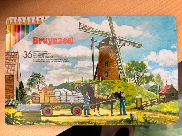 Kleurpotloden bruynzeel, Hobby en Vrije tijd, Ophalen of Verzenden, Zo goed als nieuw, Potlood of Stift